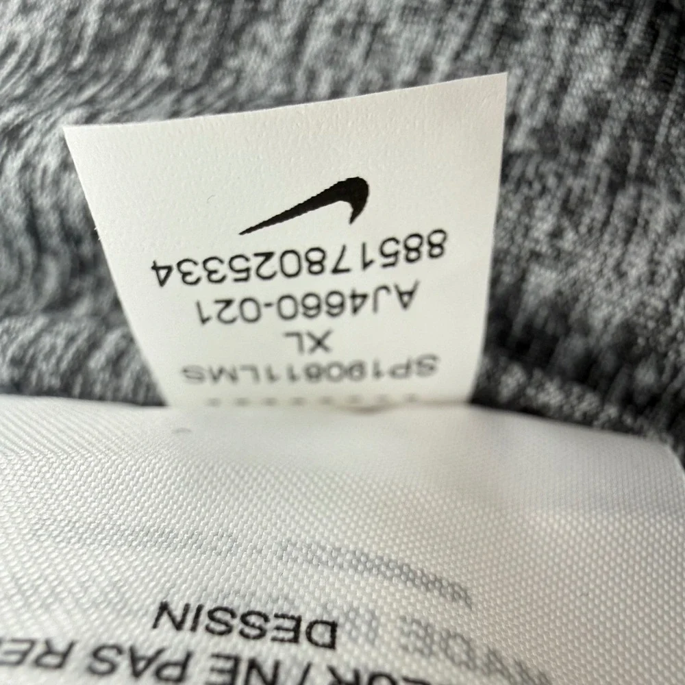 Nike Dri-FIT Running‎ Quarter Zip Long Sleeve Pullover Top Gray XL